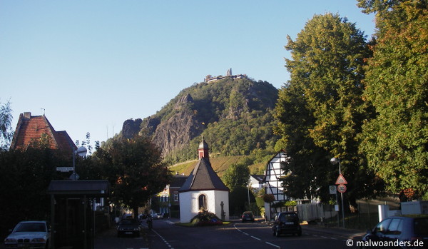 Ausblick von Rhöndorf auf den Drachenfels