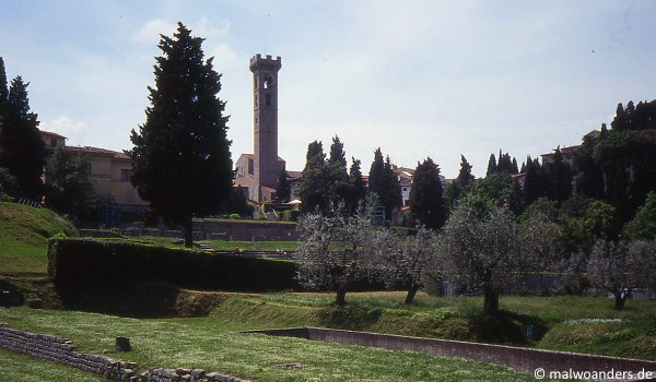 Turm des Dom S. Romolo